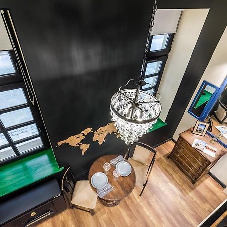 Unique & Stylish - Home Of Traveler In City Center Budapest Esterno foto