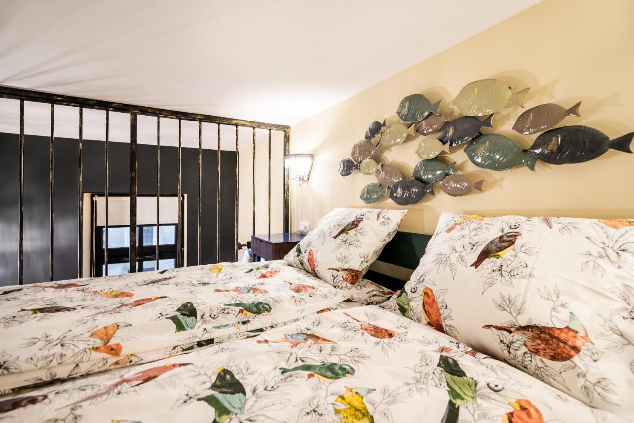 Unique & Stylish - Home Of Traveler In City Center Budapest Esterno foto