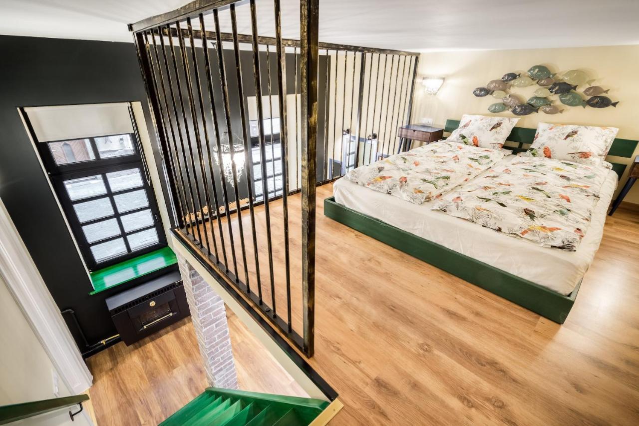 Unique & Stylish - Home Of Traveler In City Center Budapest Esterno foto